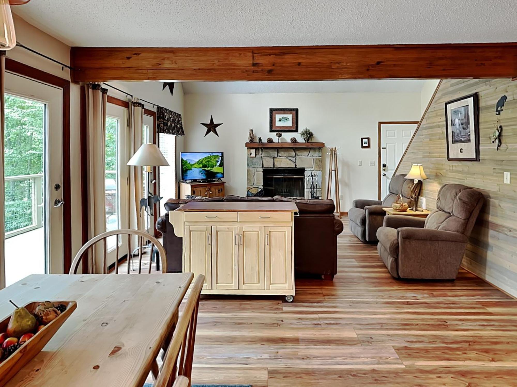 Mountain Charm Villa Gatlinburg Exterior photo